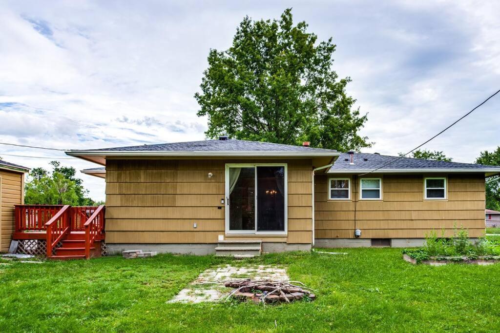 Appartement {Quiet Suburban Ranch Hot Tub} Mins Arpt/Rit/Dwnt à Rochester Extérieur photo